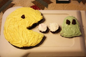 Pac-Man Cake